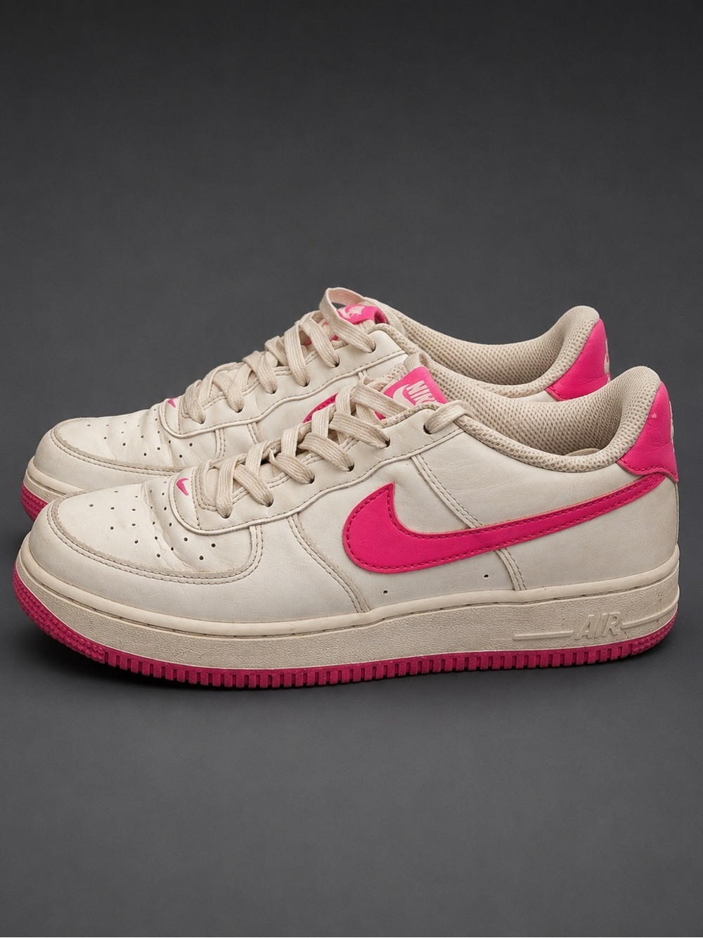 Nike Air Force 1 Low Laser Fuchsia 5Y 🔥